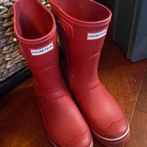 Red mid-calf hunter boots size 8